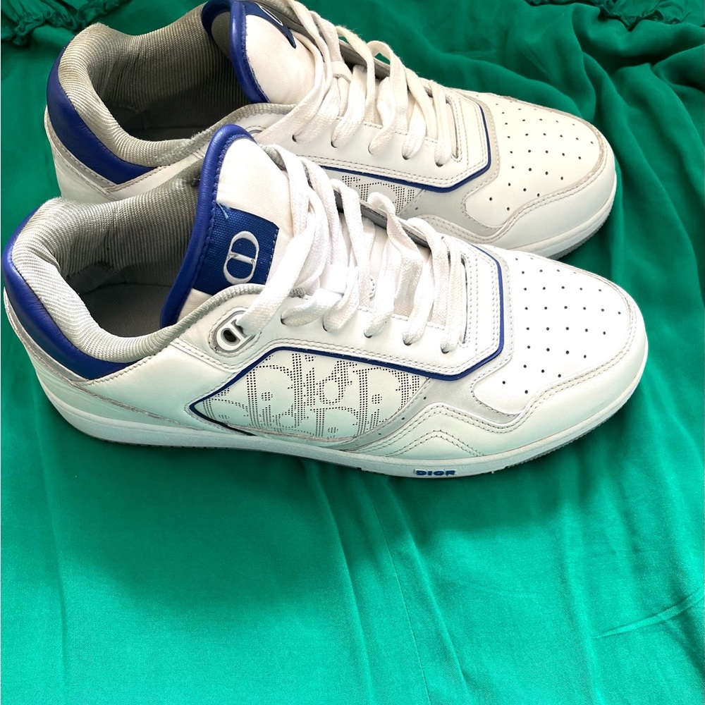 Used DiorB27 White And Purple Smooth Calfskin With White Dior Leather Sneakers. - Picture 1 of 10